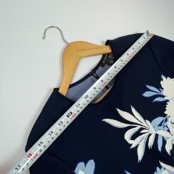 ~ St. John 10 Luxury Knit Midi Dress Navy Floral Cap Sleeve Flounce Hem Jacquard - Picture 8 of 16